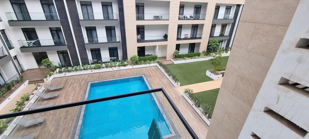Embassy Gardens Luxury Suites Cpg Akkra Exterior foto
